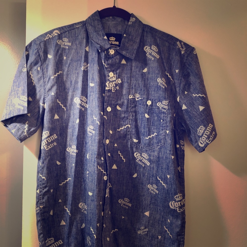 Corona button down
